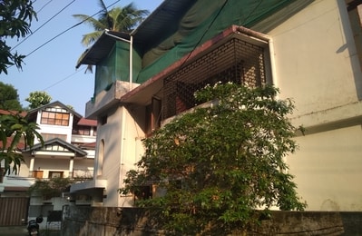 Shalom Ladies Hostel Ernakulam valanjambalam Tower